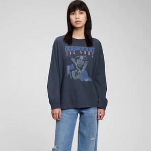 NWT Gap Teen Oversized Graphic Size: 8
